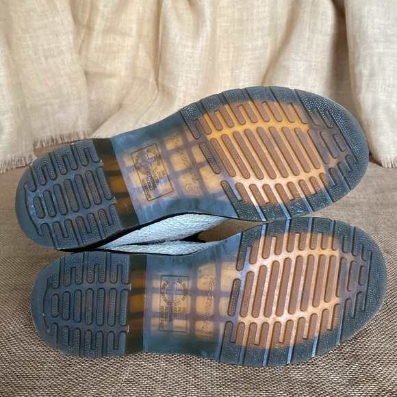 Dr Martens Pascal 1460 Snakeprint Cream High Shine Lace up Combat Boots - Picture 7 of 15